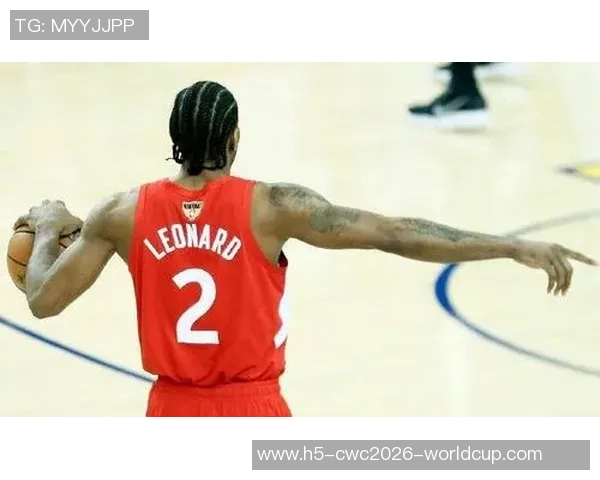 足球场上的拍马屁艺术如何在比赛中赢得教练和队友的青睐